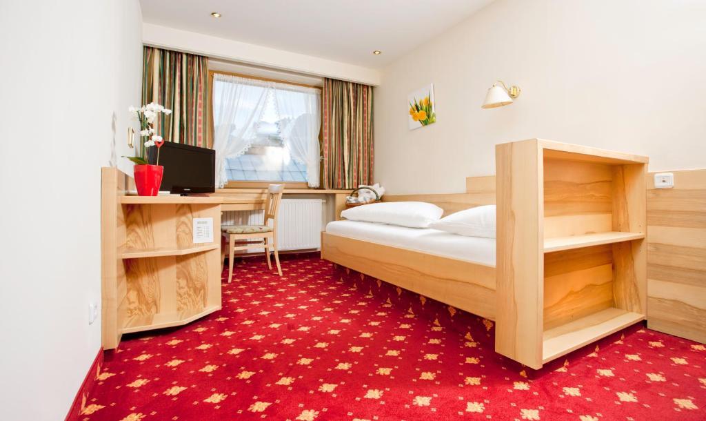 Hotel Kirchenwirt Reith im Alpbachtal Pokoj fotografie